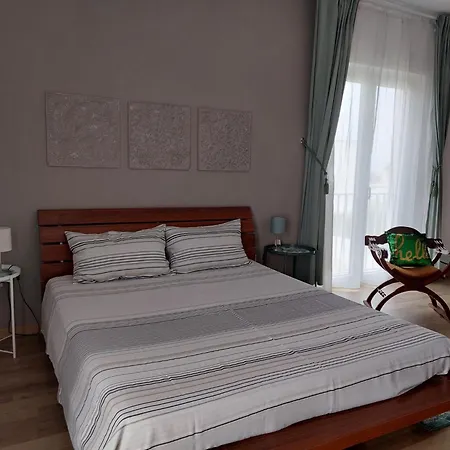 Casa Montefinese *